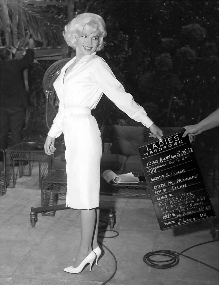 Jean Louis: Hollywood's Bombshell Designer Jean Louis: Hollywood's Bombshell Designer. By Roger Padilha & Mauricio Padilha. Marilyn Monroe.