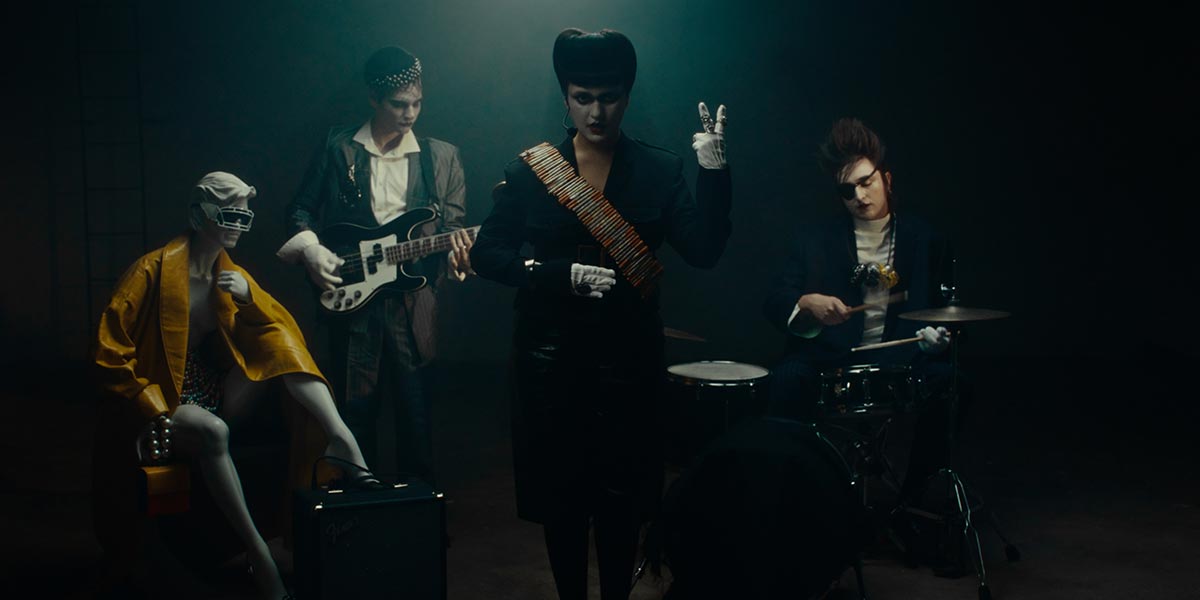 "FASHION POLICE" - LE BANG LE BANG FASHION POLICE Still001