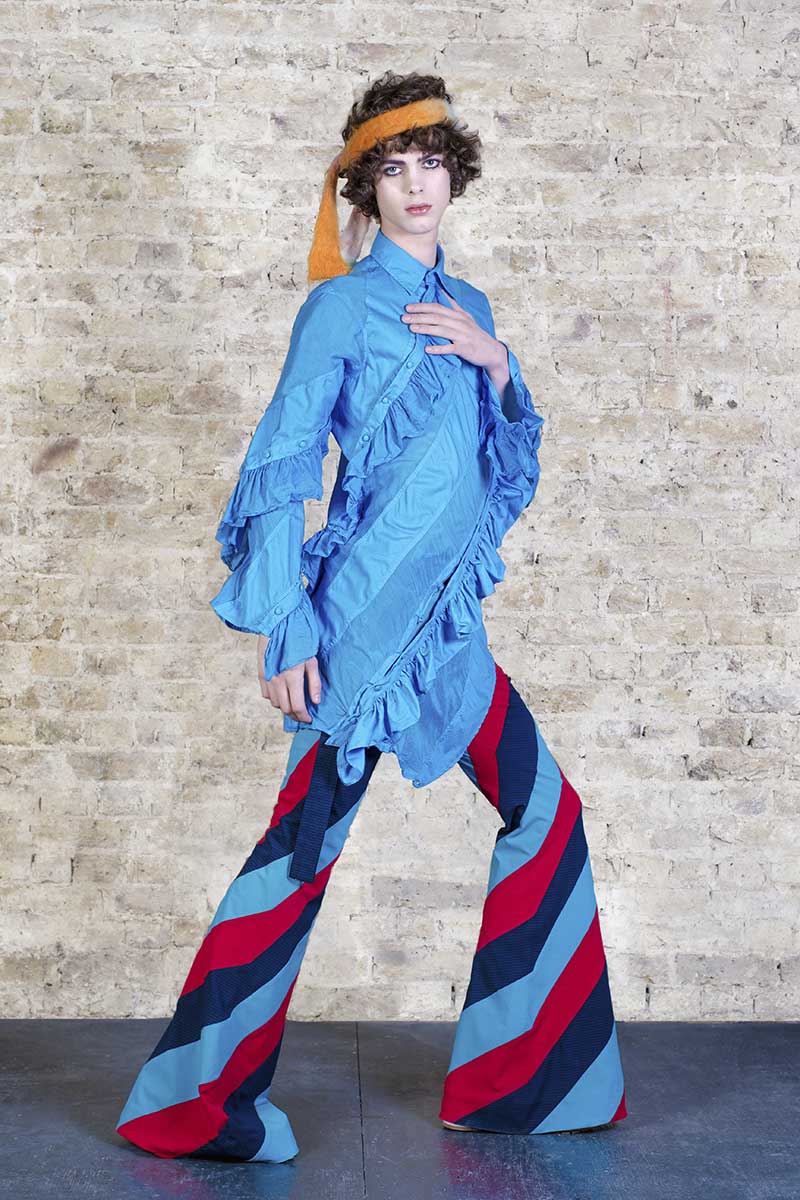 Ka Wa Key AW21 - look #17. Reserved magazine.