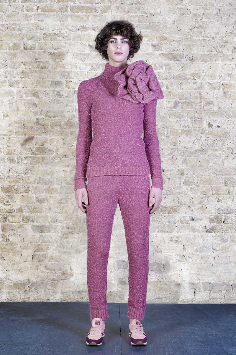 Ka Wa Key AW21 - look #41. Reserved magazine.