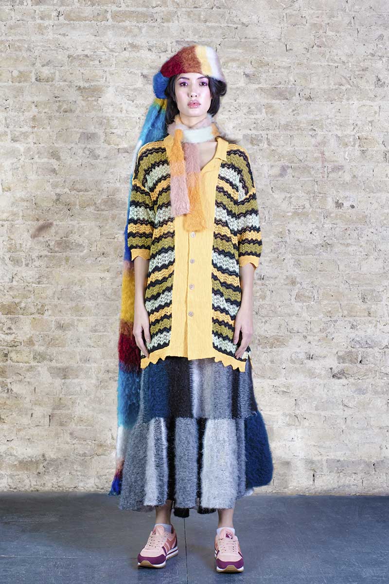 Ka Wa Key AW21 - look #9. Reserved magazine.