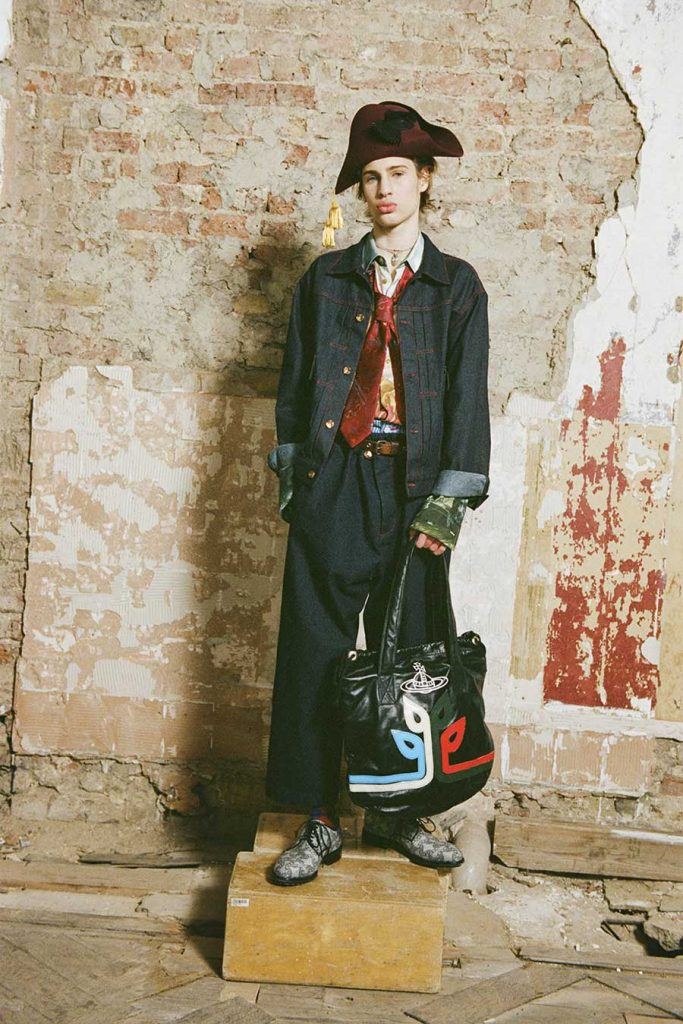 Vivienne Westwood Autumn-Winter 2021-22 image #37. Reserved magazine.