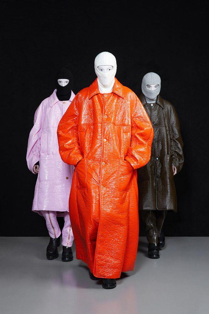 Walter Van Beirendonck Autumn/Winter 2022-23 men's collection. Look 17. Reserved magazine.