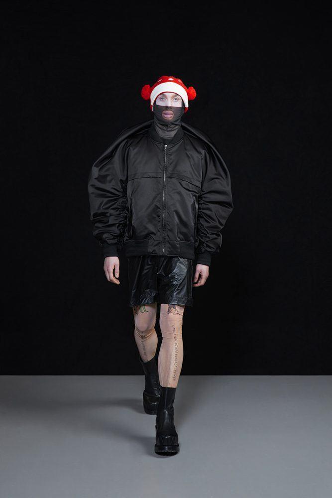 Walter Van Beirendonck Autumn/Winter 2022-23 men's collection. Look 37. Reserved magazine.