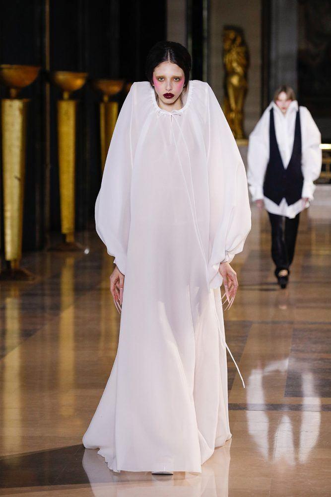 Viktor&Rolf Haute Couture Spring/Summer 2022 - Image #24. Reserved magazine.