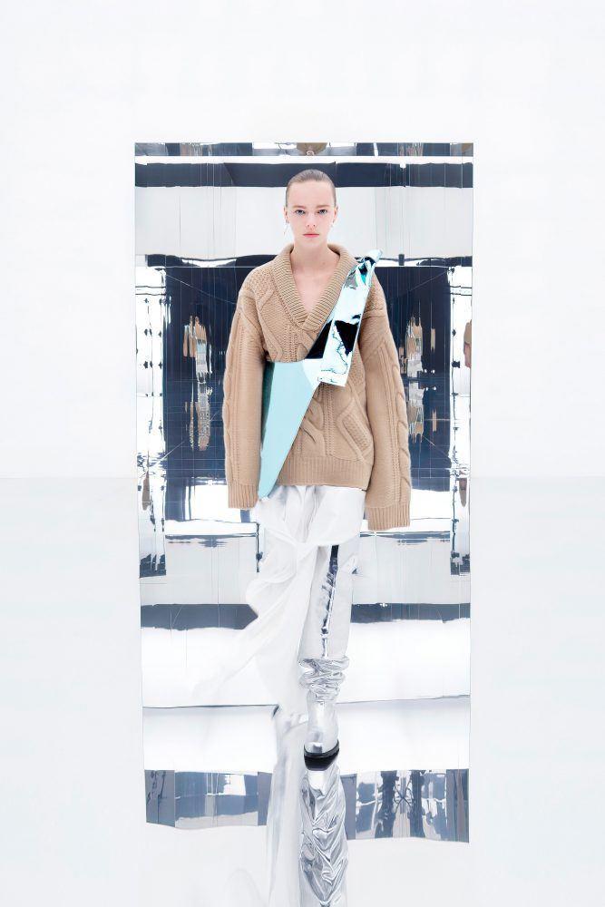 RESERVED MAGAZINE We11done FW22 Look 11