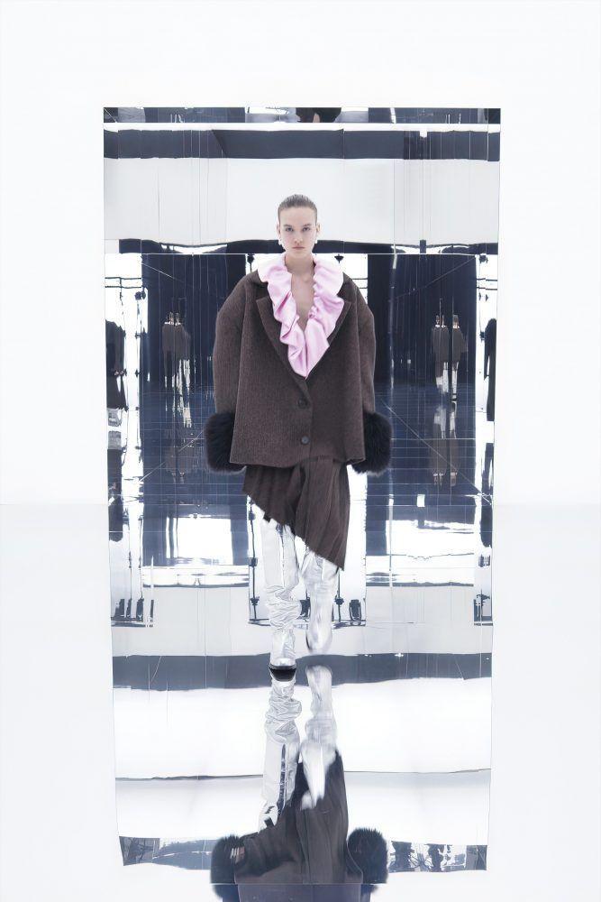 RESERVED MAGAZINE We11done FW22 Look 31