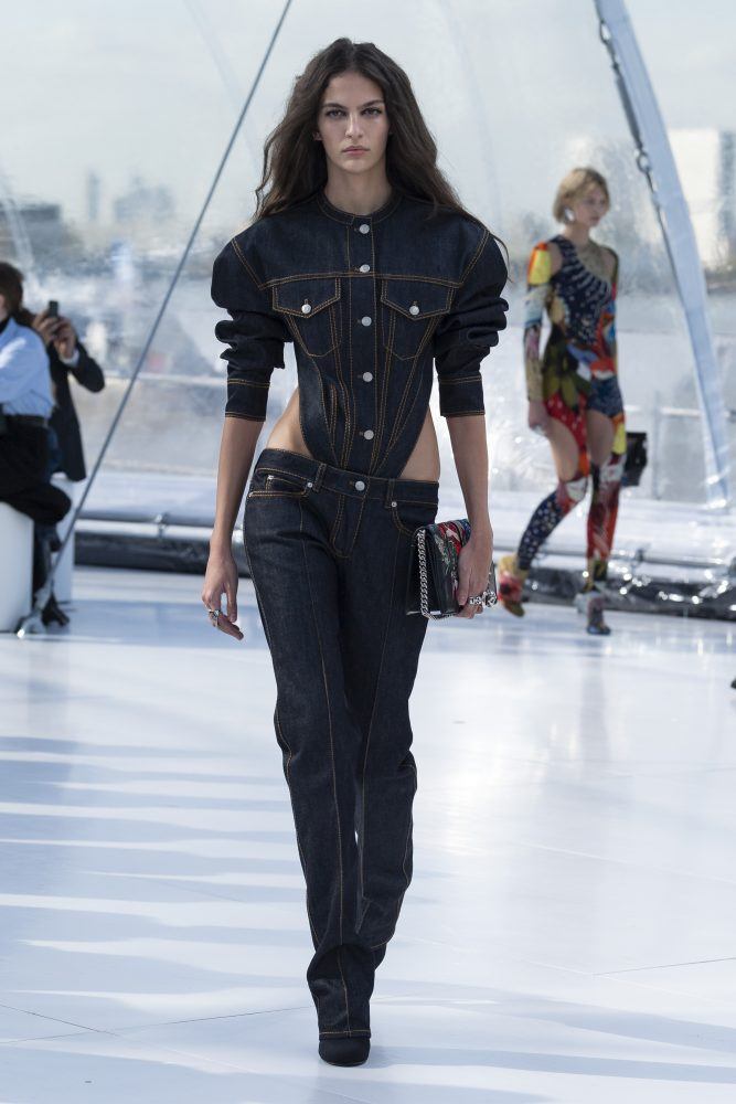 RESERVED MAGAZINE ALEXANDER MCQUEEN ss23 32