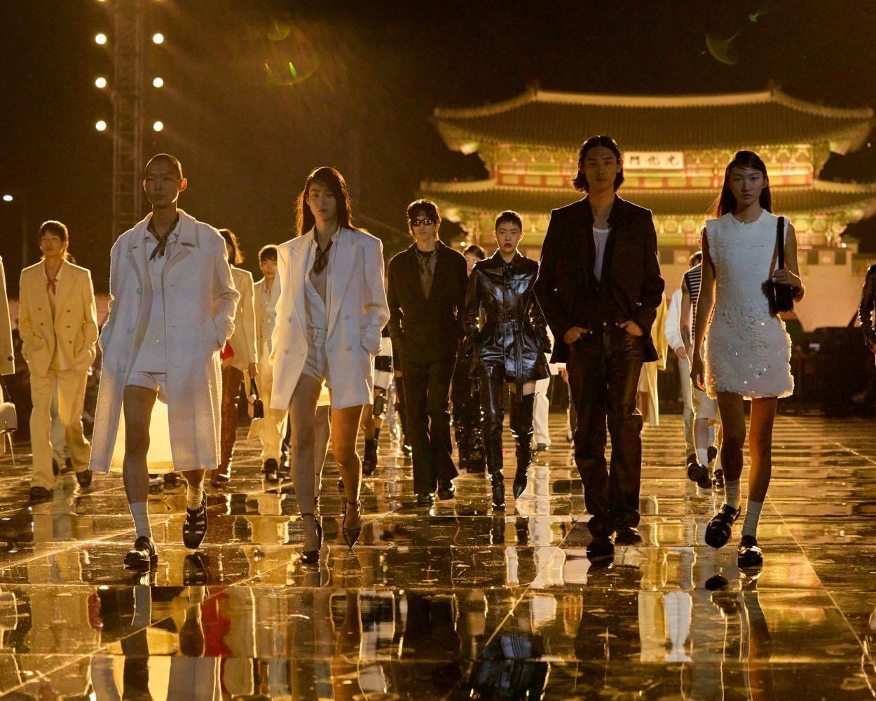 What happened during BTS' runway debut at the Louis Vuitton AW21