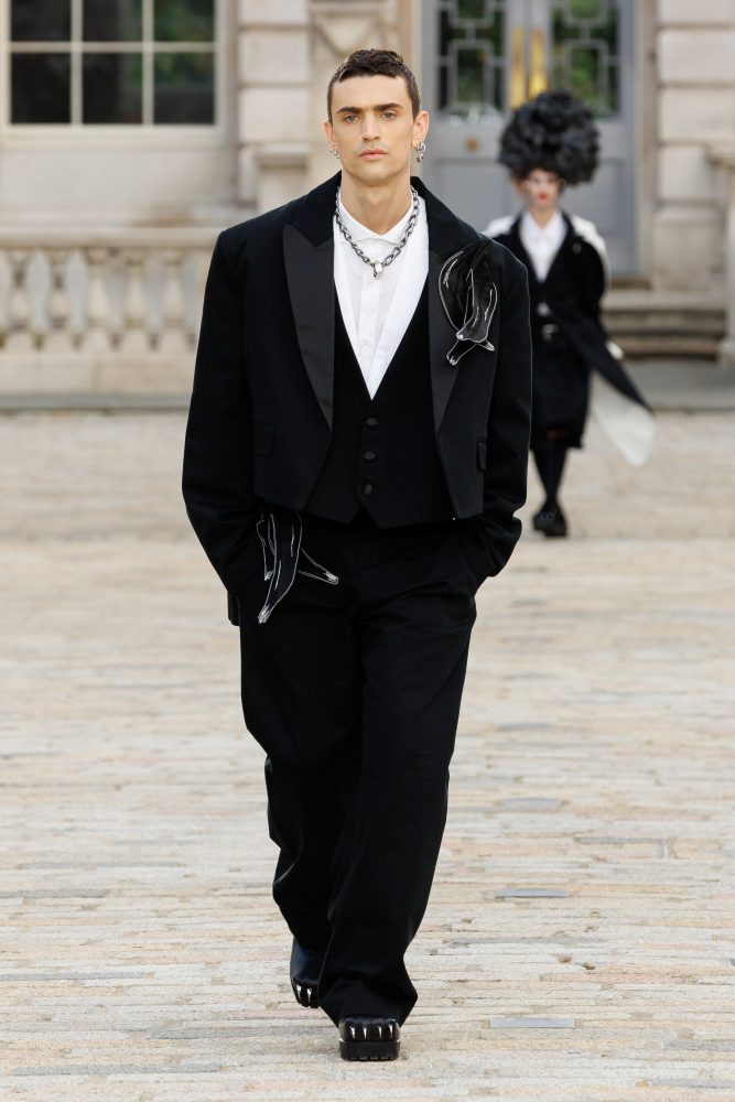 Loverboy AW24 runway press look39