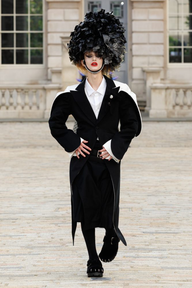 Loverboy AW24 runway press look40