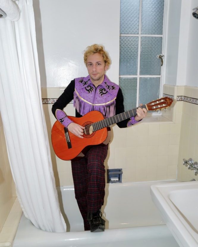 Reserved Magazine Marlon Magnee Photographed by Kevin Hayeland at the chateau marmont bathroom