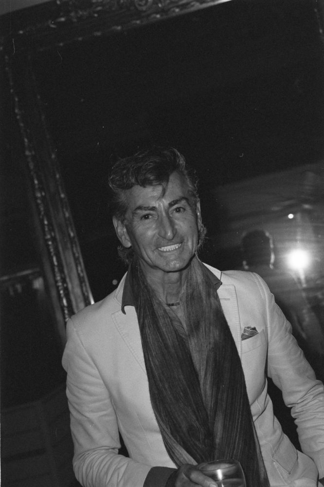 Reserved Magazine heist3 Large