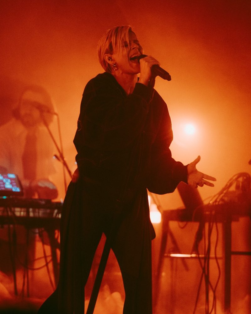 Acne x Robyn 25.11.19 N Busch @nicolebusch 06520 Large