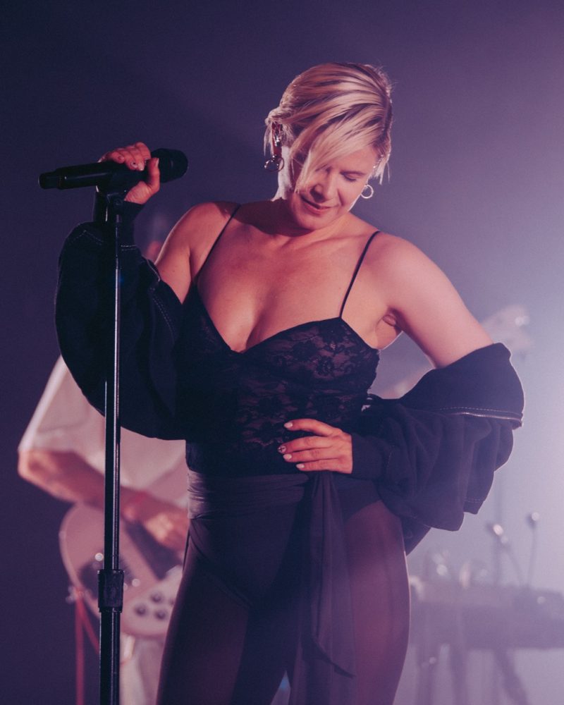 Acne x Robyn 25.11.19 N Busch @nicolebusch 06830 Large