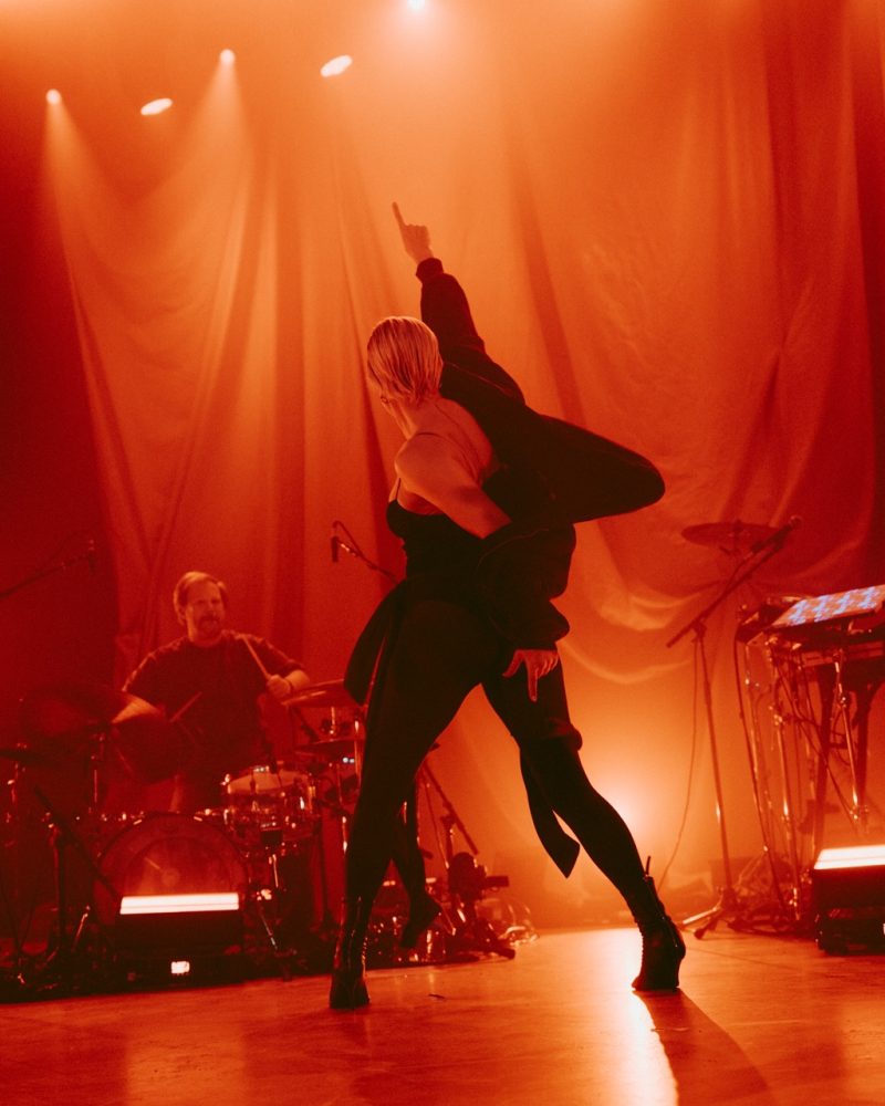 Acne x Robyn 25.11.19 N Busch @nicolebusch 09371 Large