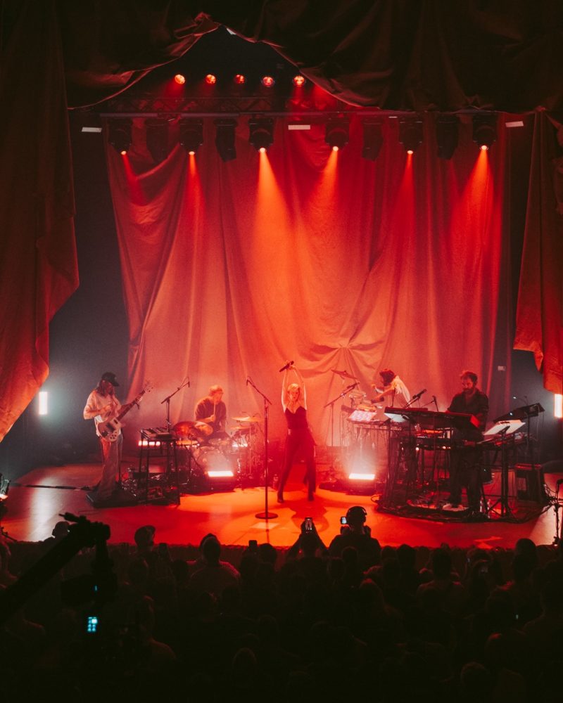 Acne x Robyn 25.11.19 N Busch @nicolebusch 09436 Large