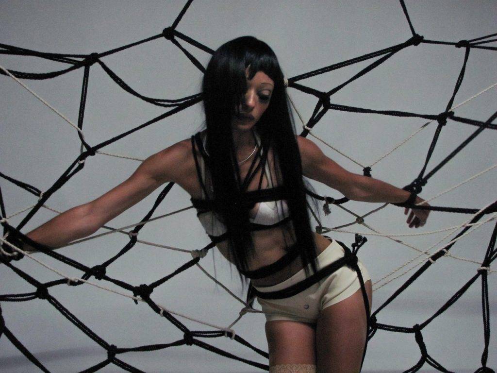 Wife | BLOOM Reserved Magazine wife erath Kimberly baldo Sionan murtagh Harley laratta 6 1024x768