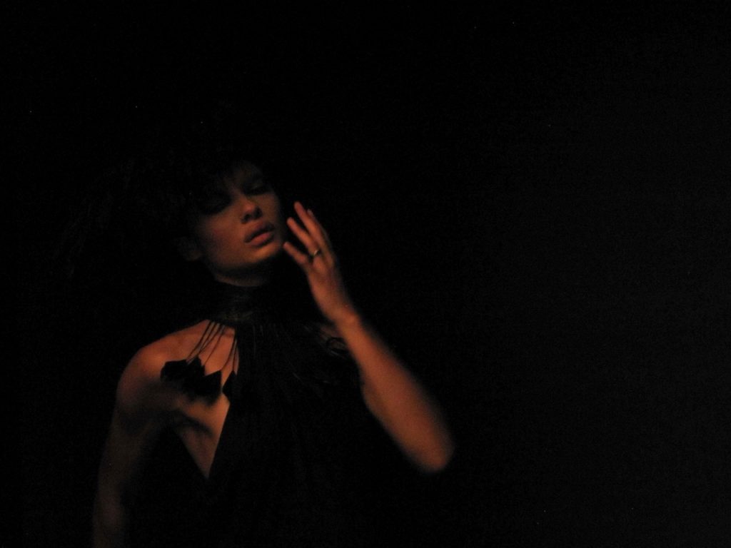 Wife | BLOOM Reserved Magazine wife erath Kimberly baldo Sionan murtagh Harley laratta 7 1024x768