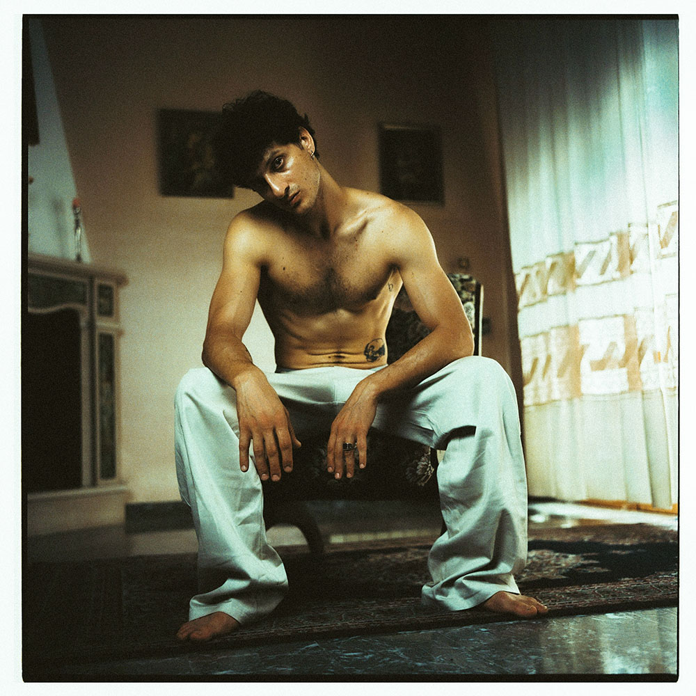 A TELEPATHIC CONVERSATION BETWEEN A KITTEN AND HER MASTER Reserved Magazine Daniele Paloni Lilia Maria Carlone BJ Panda Bear 9